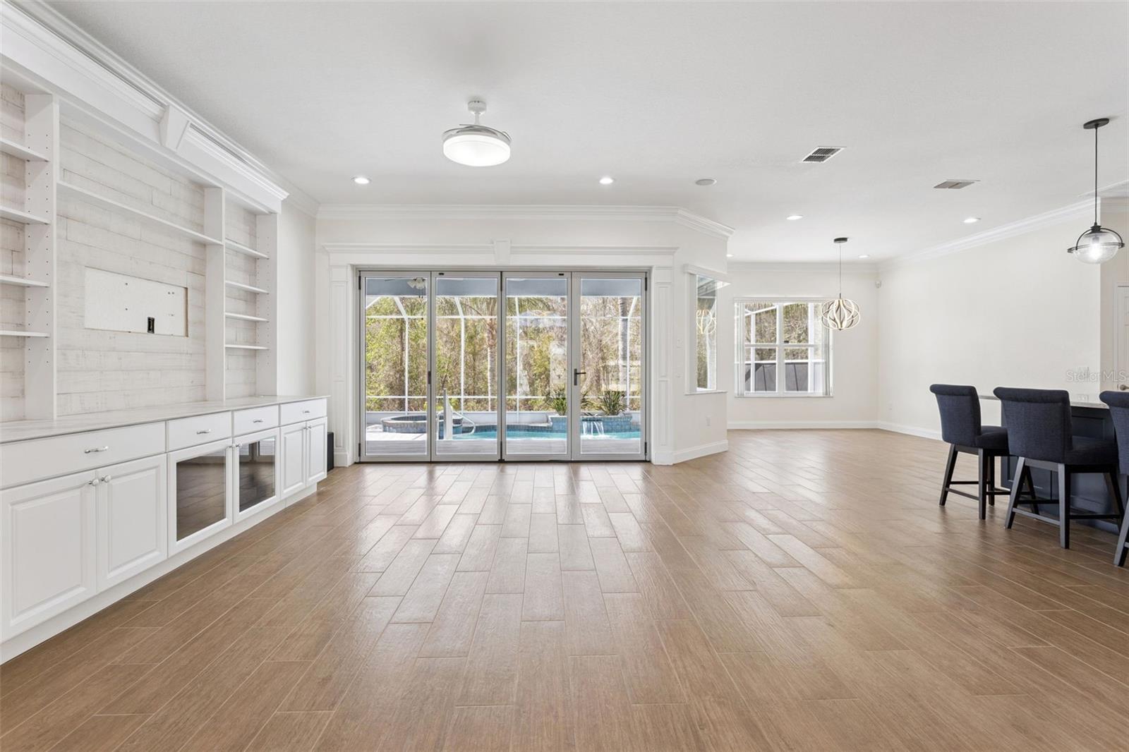 HUNTINGTON HILLS PH 05 - Residential