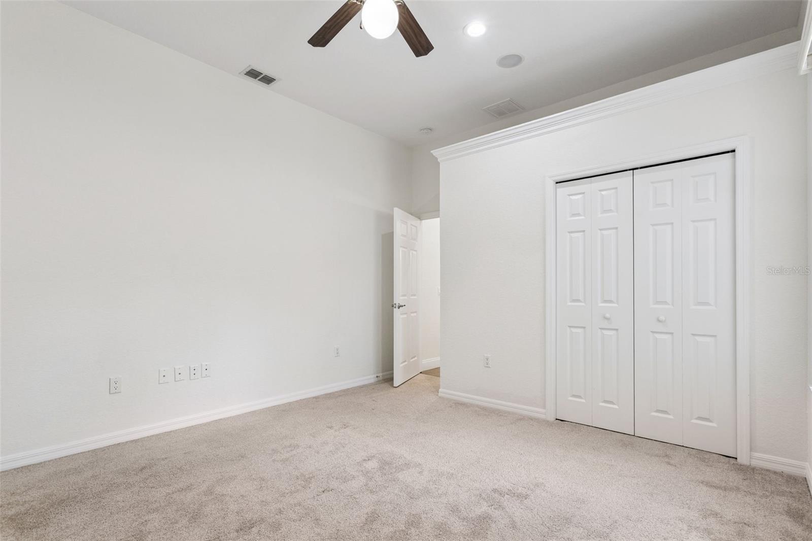 HUNTINGTON HILLS PH 05 - Residential