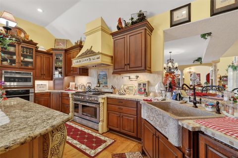 Tiny photo for 17269 SE 260th Avenue Road, Umatilla, FL 32784 (MLS # G5112952)