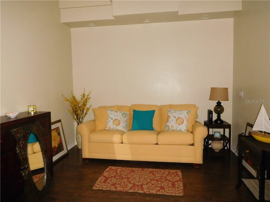 STONEYBROOK VERANDA GREENS NORTH 02 - Residential Lease
