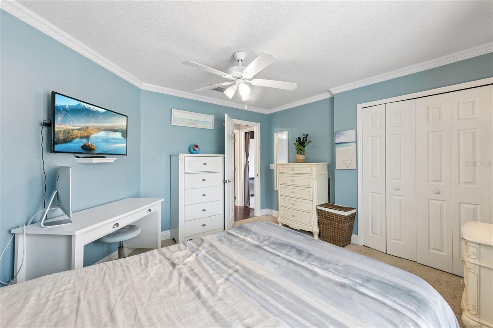 SOMERSET SHORES - Residential