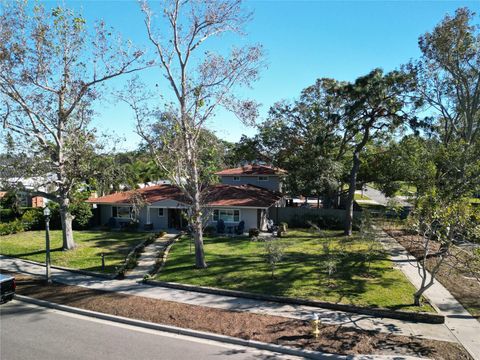 A home in BELLEAIR