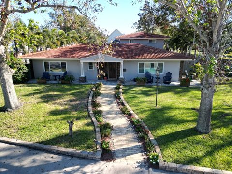 A home in BELLEAIR