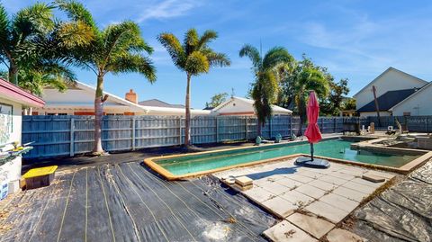 A home in BELLEAIR