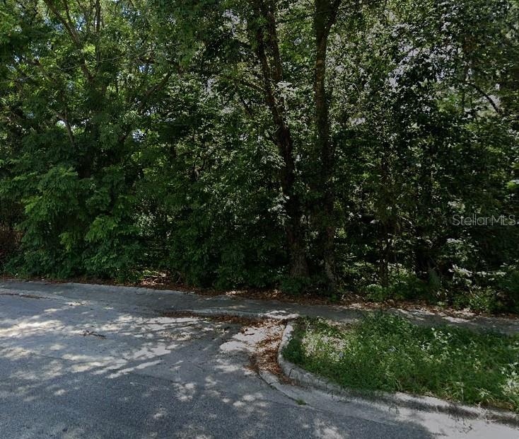 02 COMMERCIAL ADELLE AVE (7128) - Land