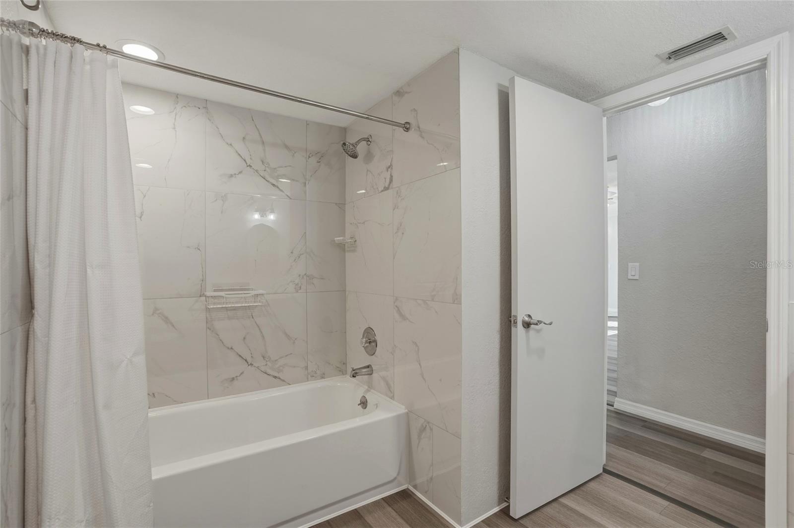 SHADOW LAKES - Residential