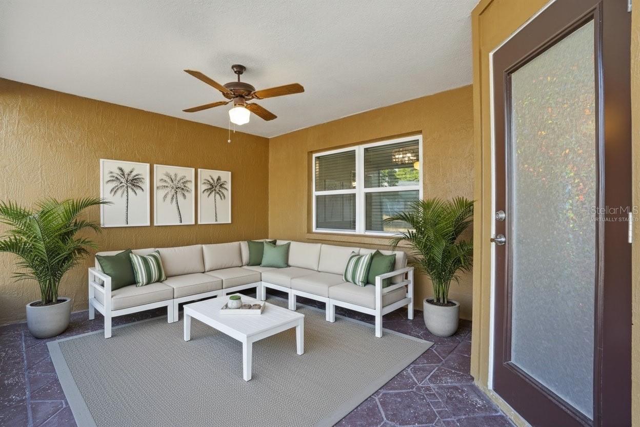 SHADOW LAKES - Residential