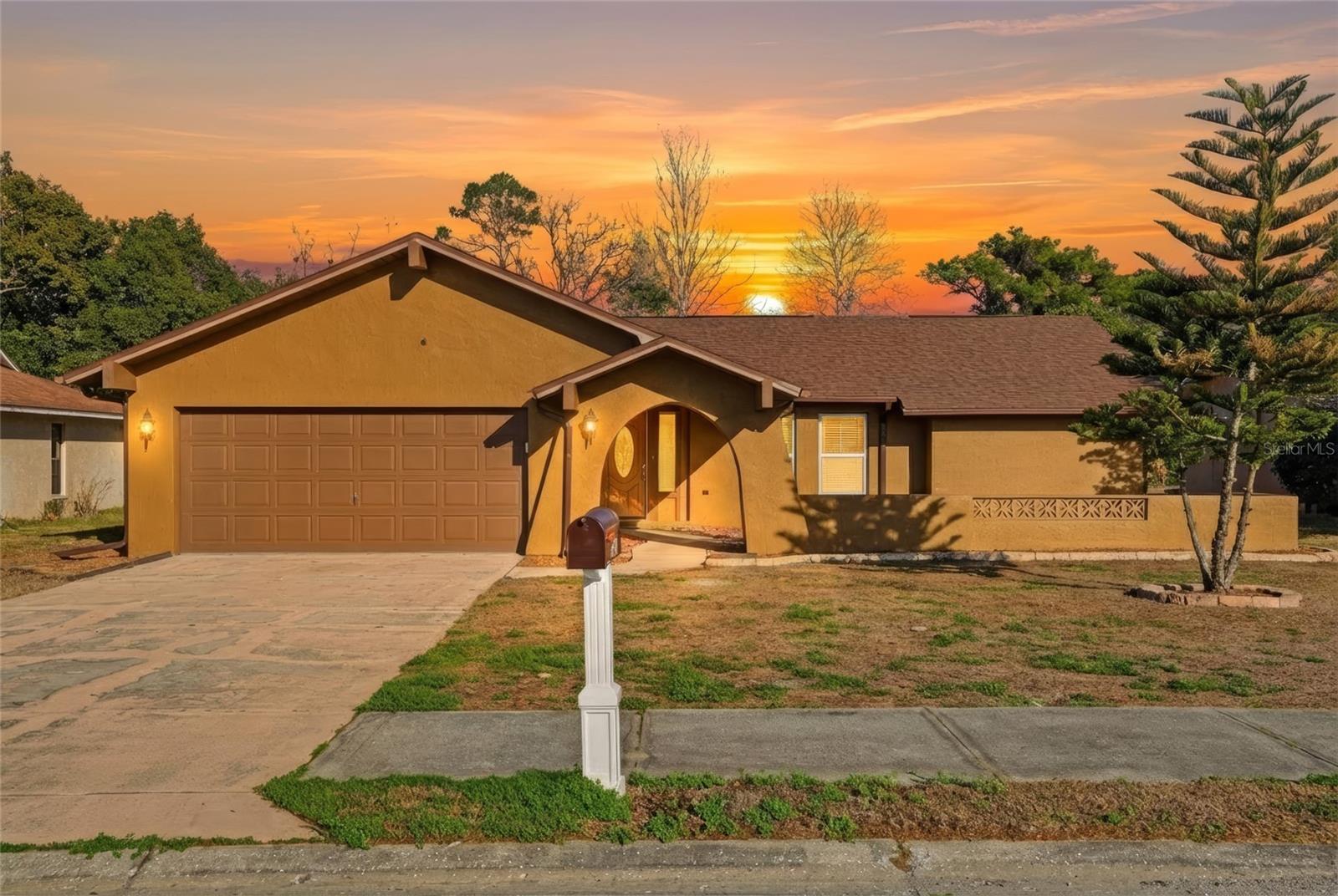 SHADOW LAKES - Residential