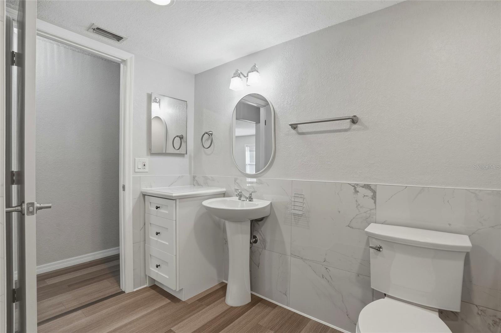 SHADOW LAKES - Residential