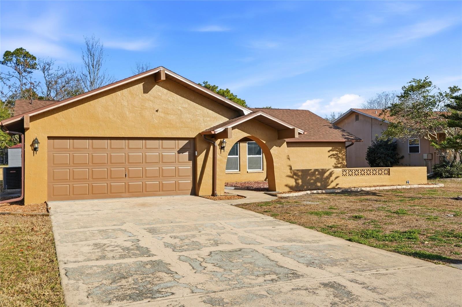 SHADOW LAKES - Residential