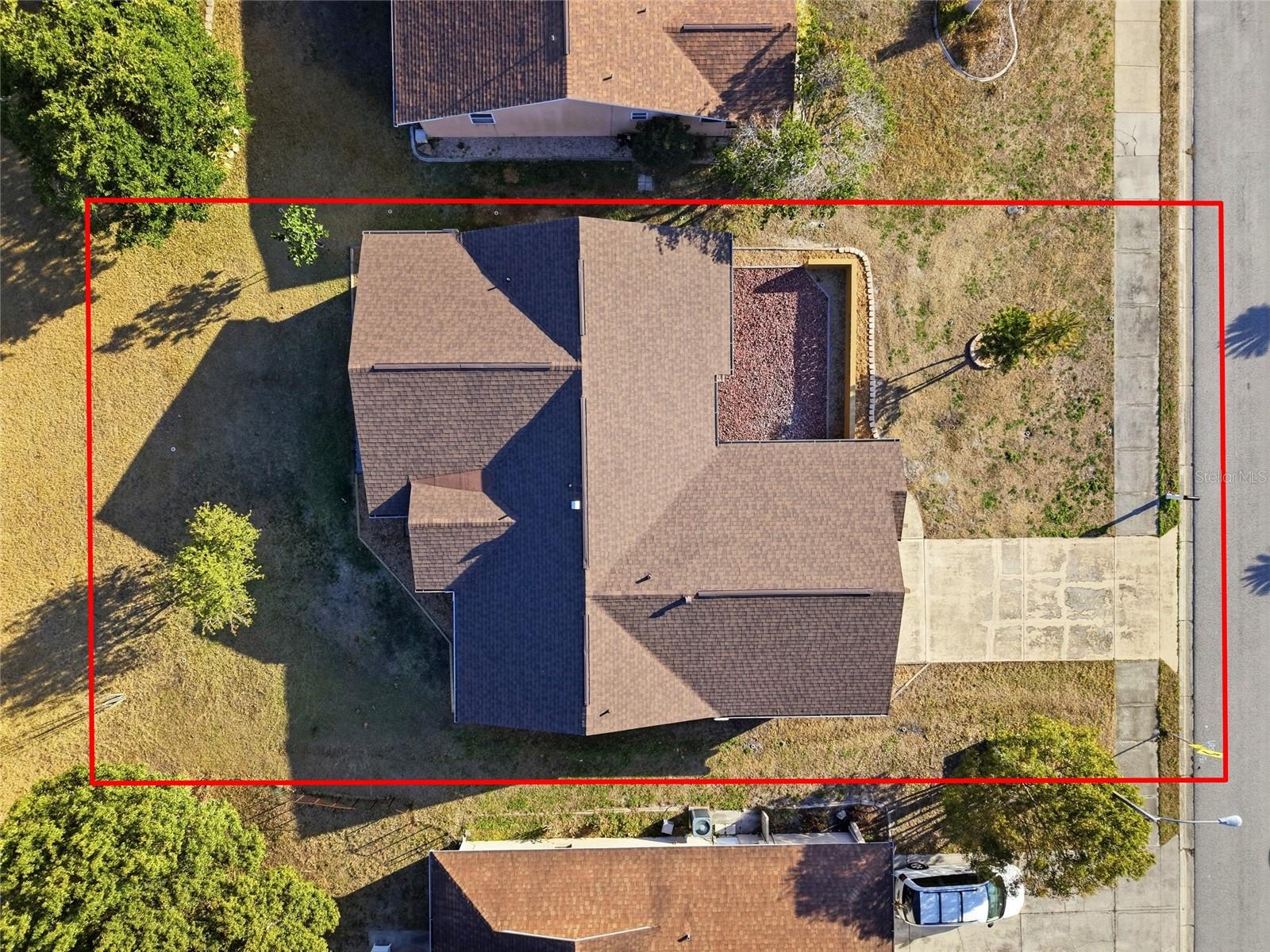 SHADOW LAKES - Residential