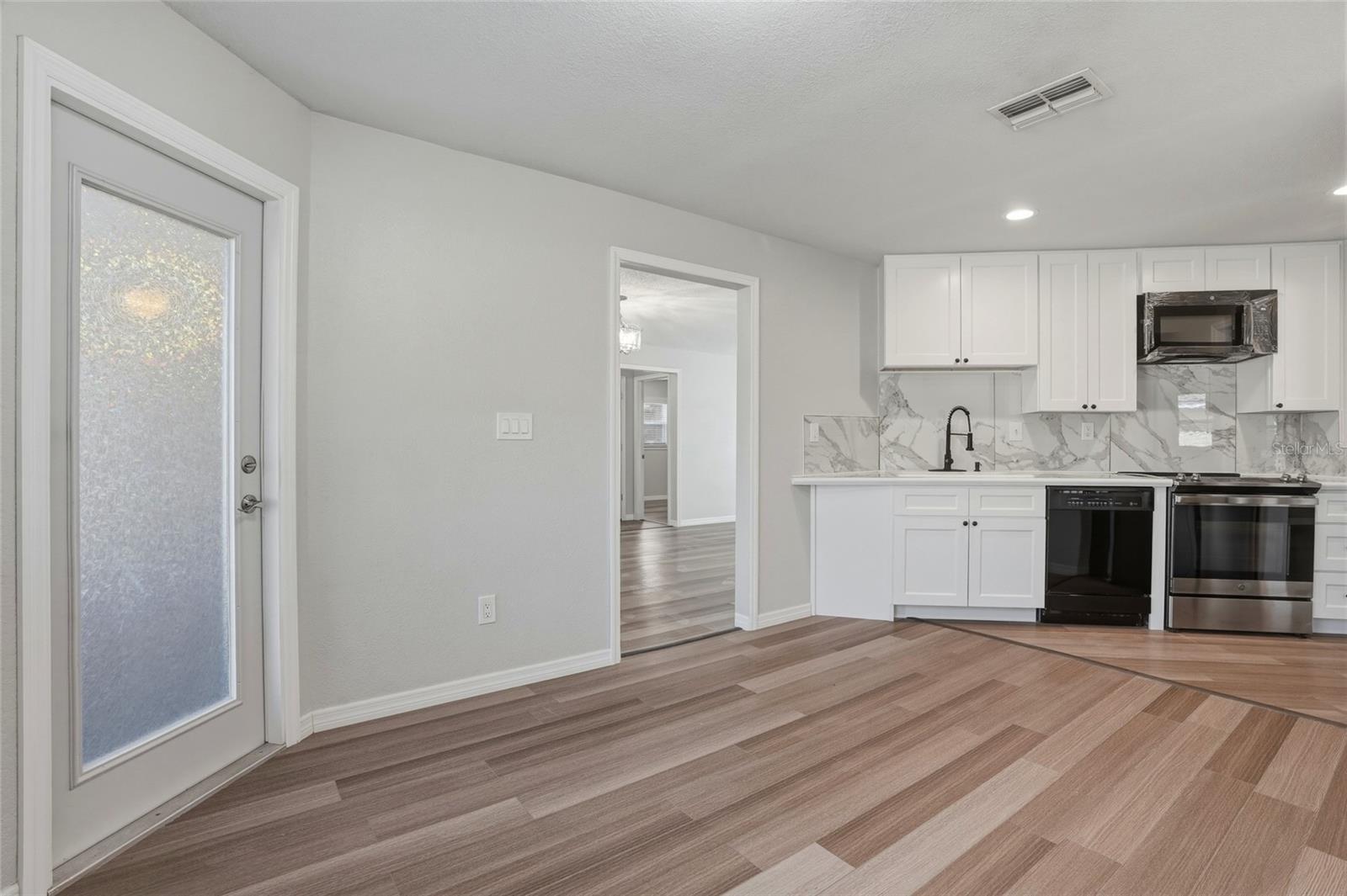 SHADOW LAKES - Residential