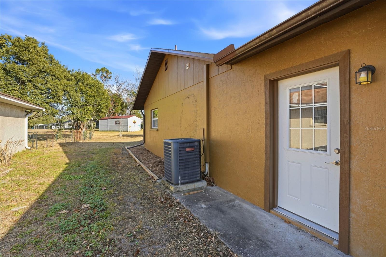 SHADOW LAKES - Residential