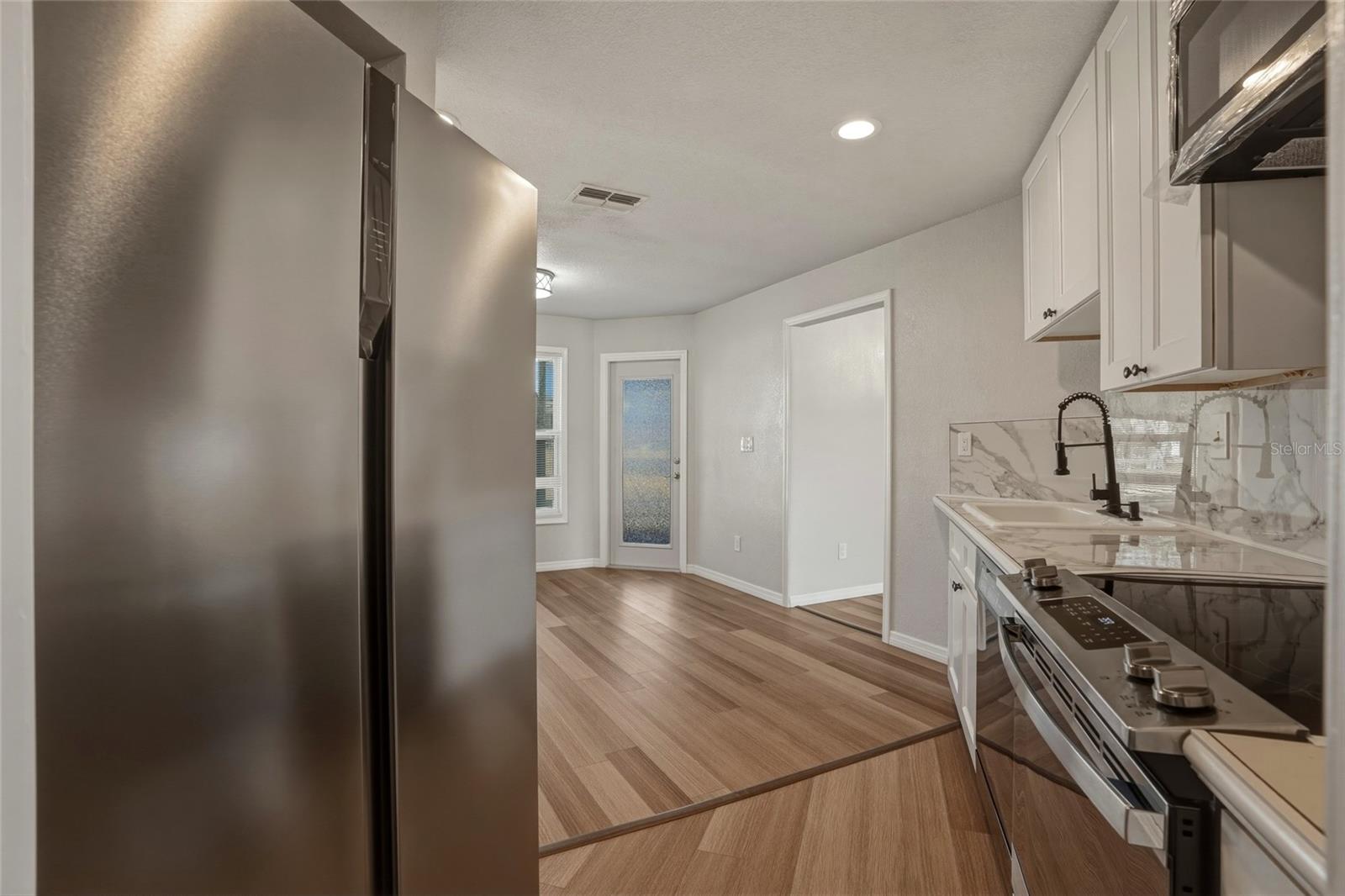 SHADOW LAKES - Residential