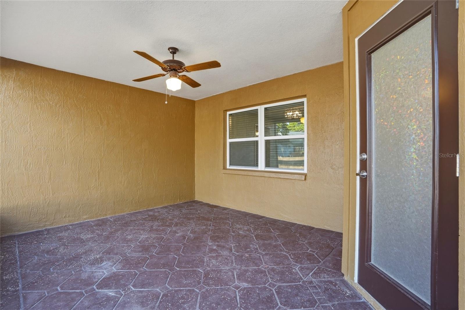 SHADOW LAKES - Residential