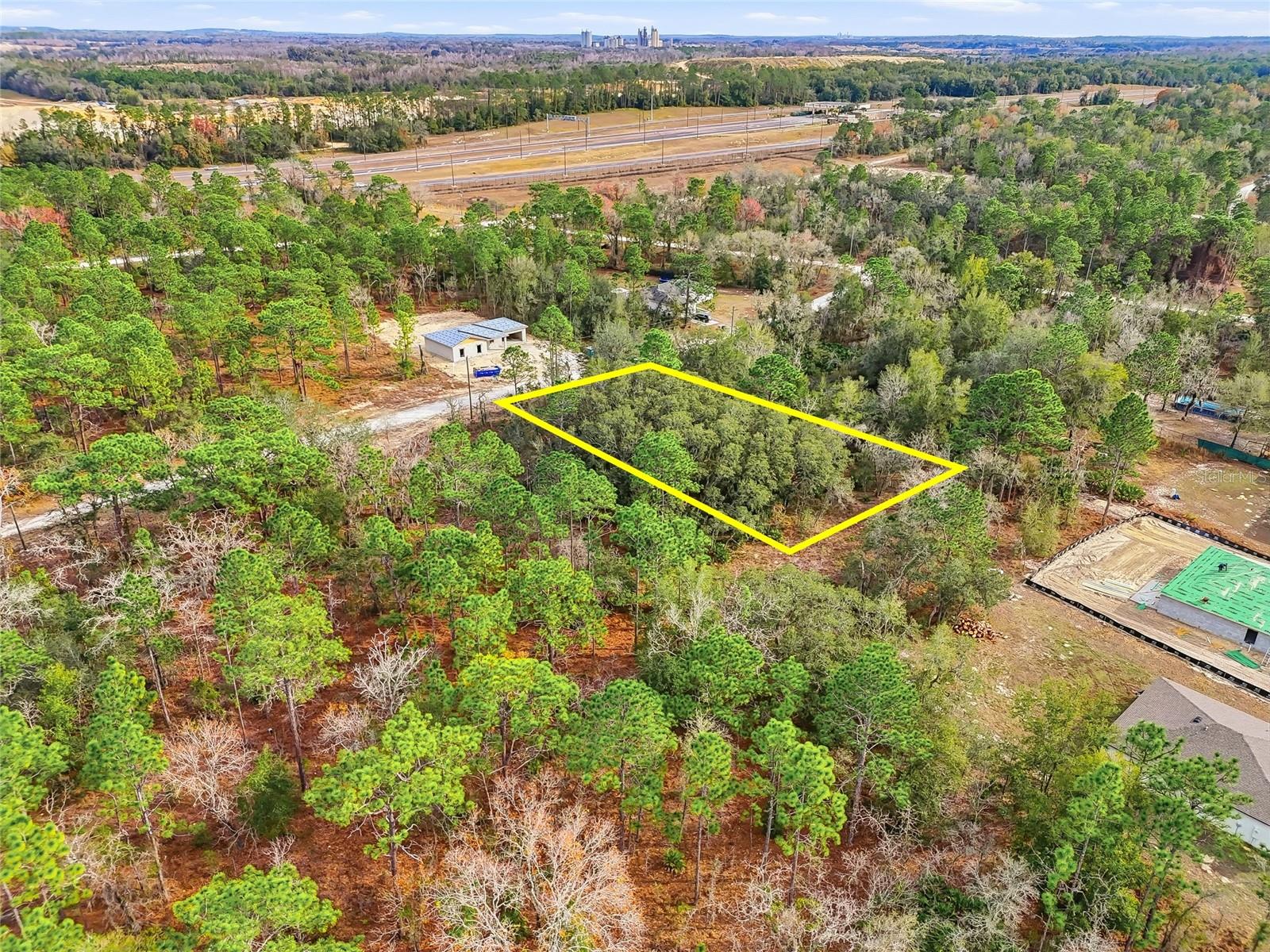 ROYAL HIGHLANDS - Land