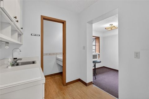 Tiny photo for 708 Lee Street, Leesburg, FL 34748 (MLS # G5105732)