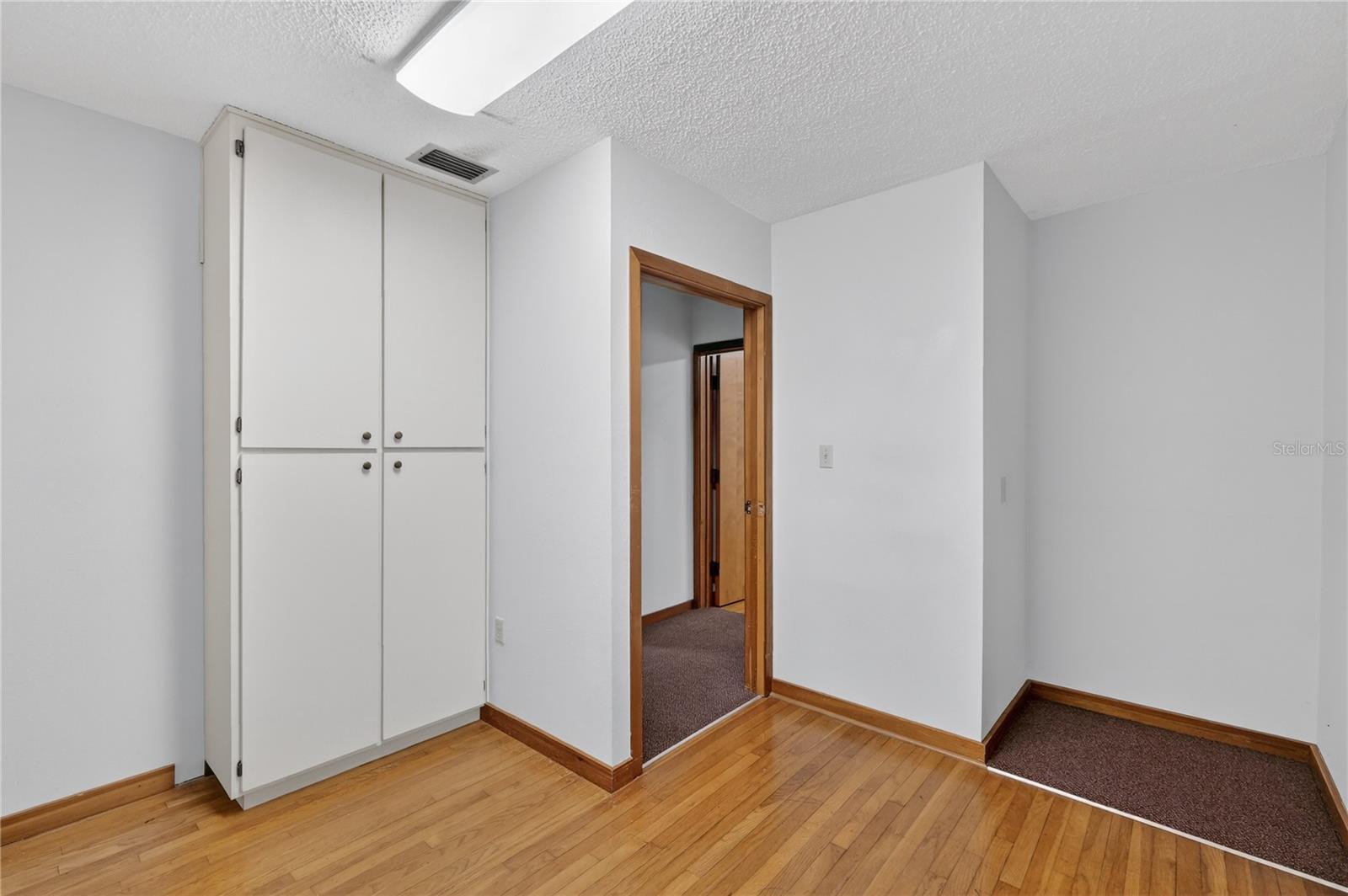 LEESBURG N C LEE ESTATE - Commercial Lease