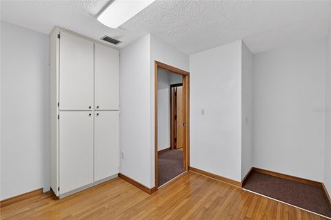 Tiny photo for 708 Lee Street, Leesburg, FL 34748 (MLS # G5105732)