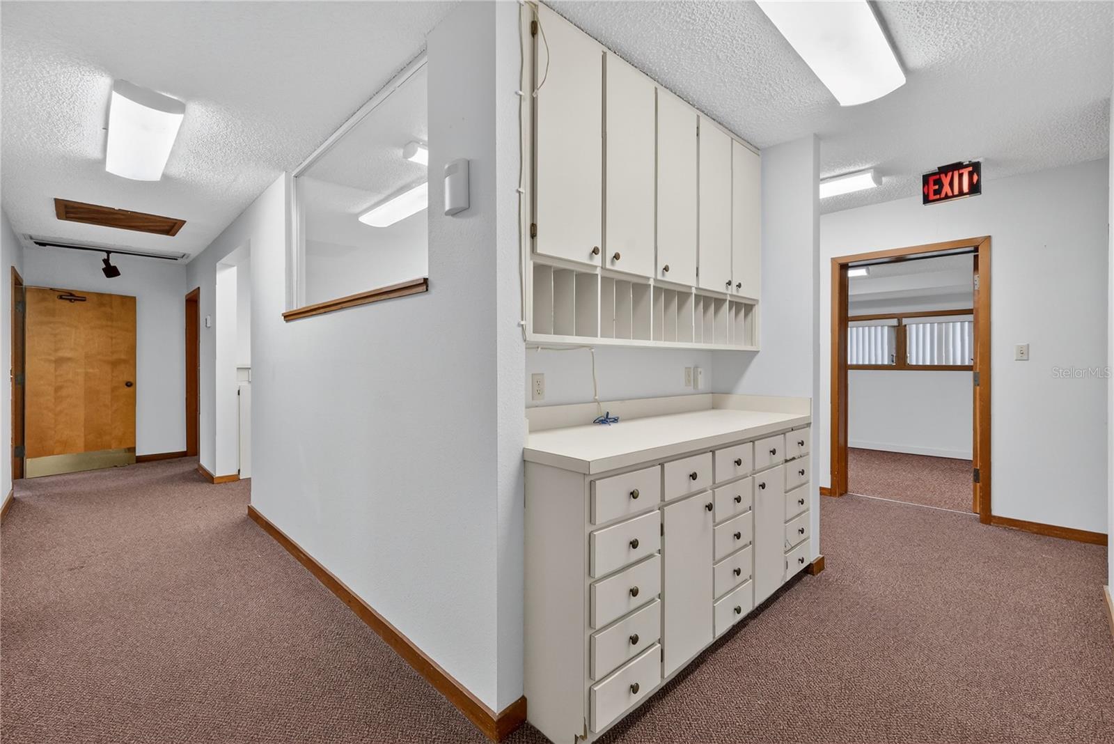 LEESBURG N C LEE ESTATE - Commercial Lease