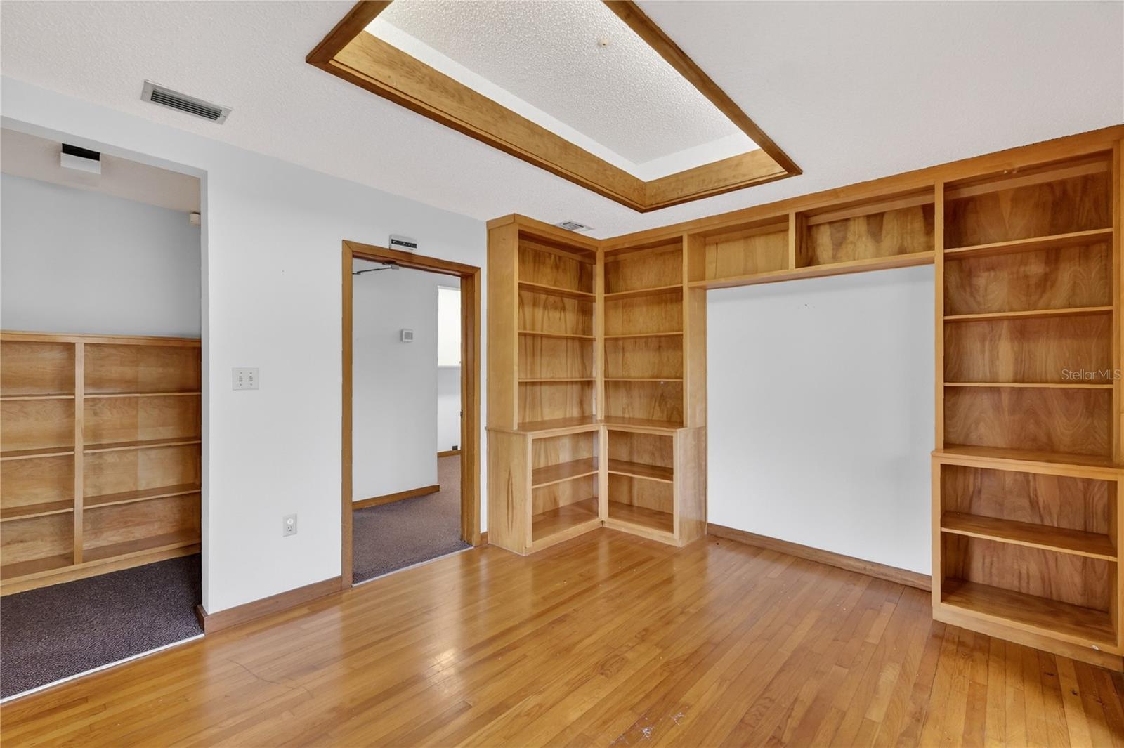 LEESBURG N C LEE ESTATE - Commercial Lease