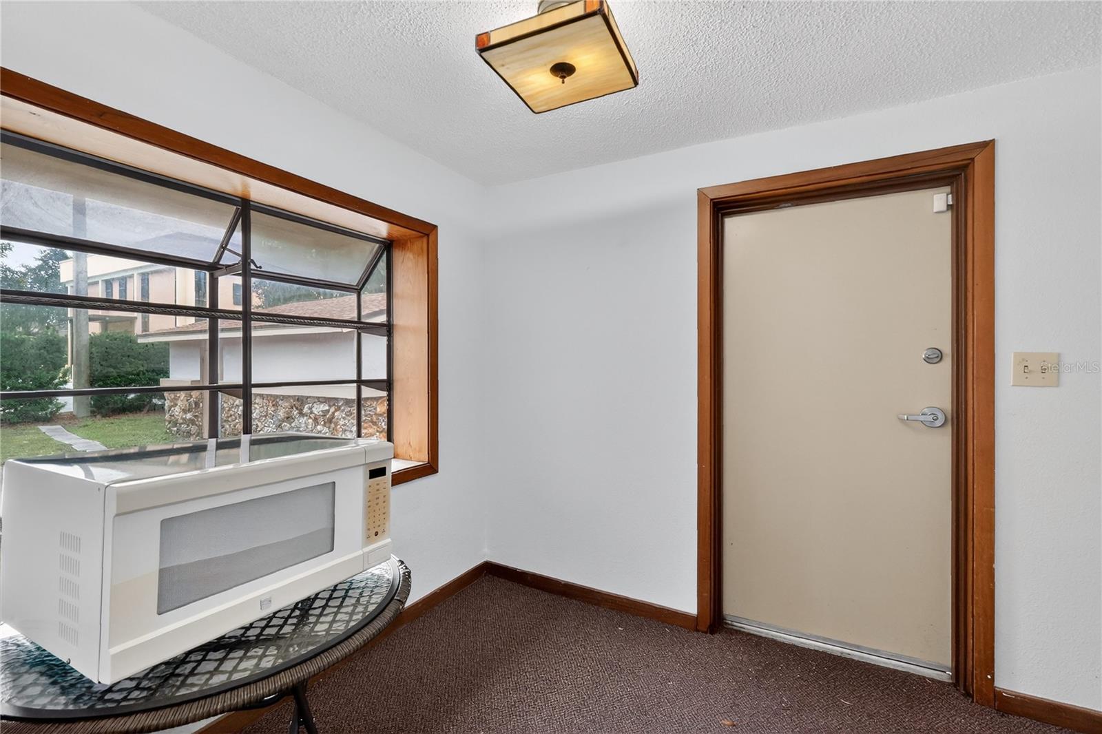 LEESBURG N C LEE ESTATE - Commercial Lease