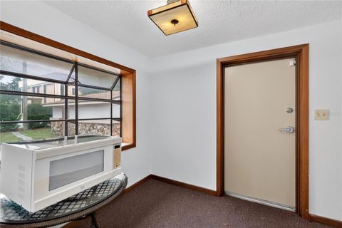 Tiny photo for 708 Lee Street, Leesburg, FL 34748 (MLS # G5105732)