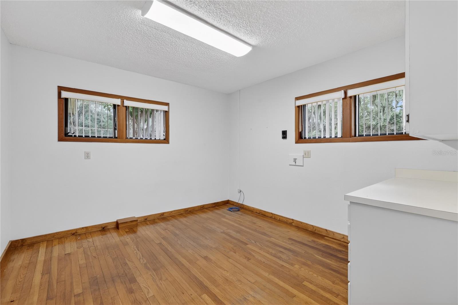 LEESBURG N C LEE ESTATE - Commercial Lease