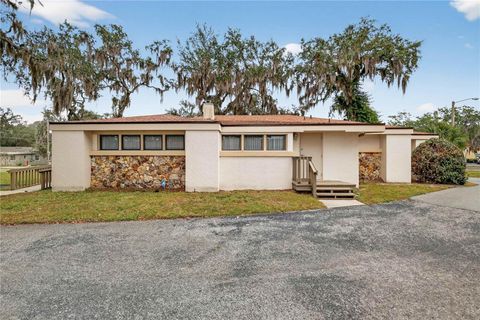 Tiny photo for 708 Lee Street, Leesburg, FL 34748 (MLS # G5105732)