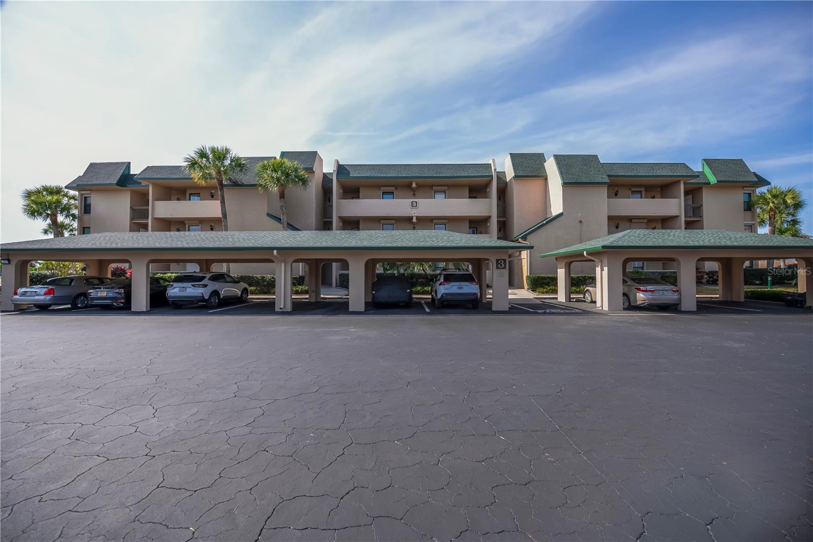 BANYAN POINT PH 02 - Residential