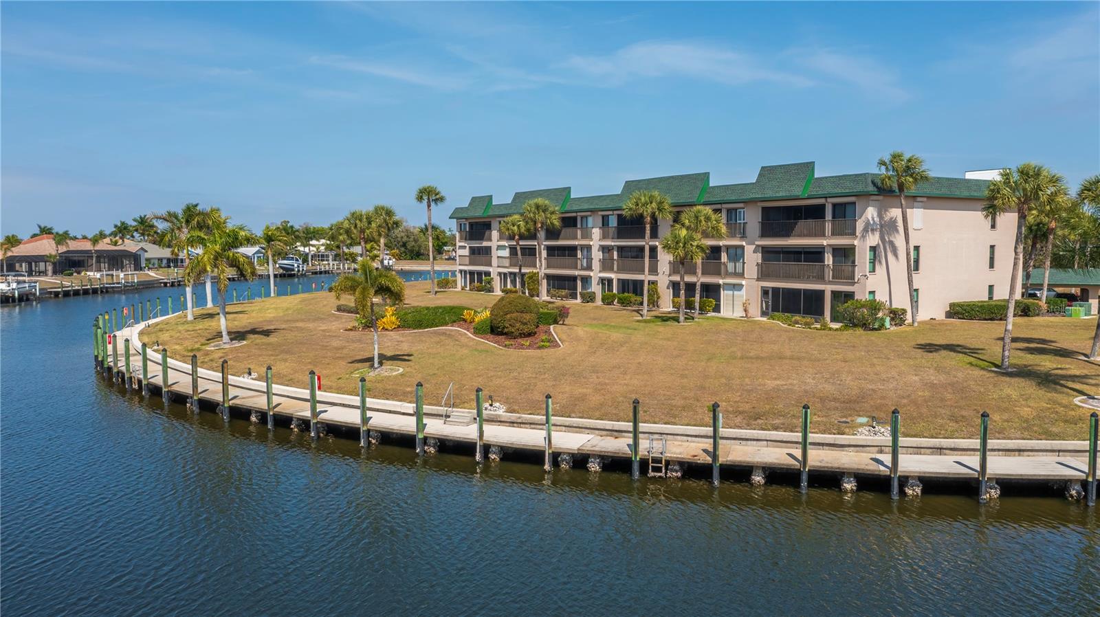 BANYAN POINT PH 02 - Residential