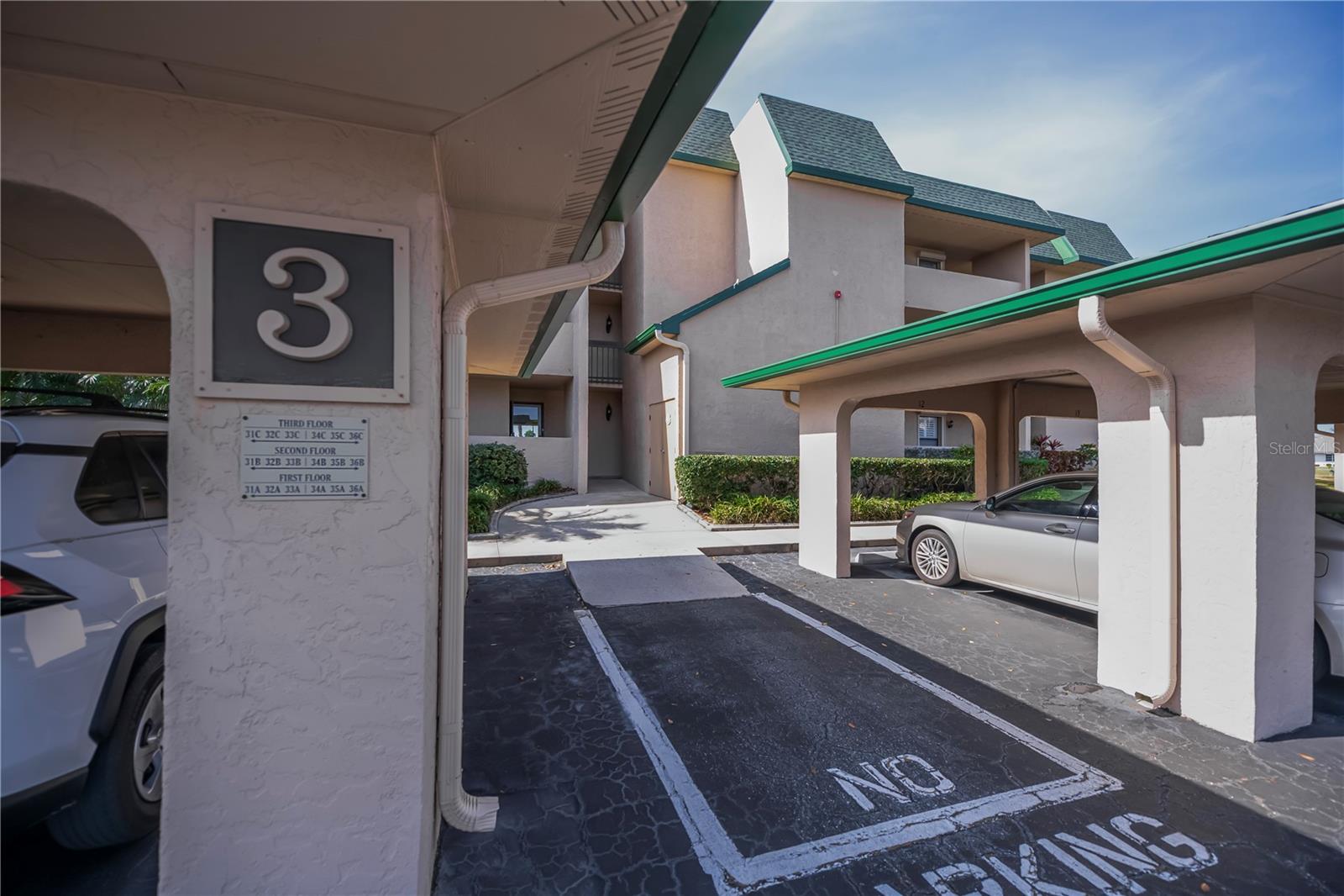 BANYAN POINT PH 02 - Residential