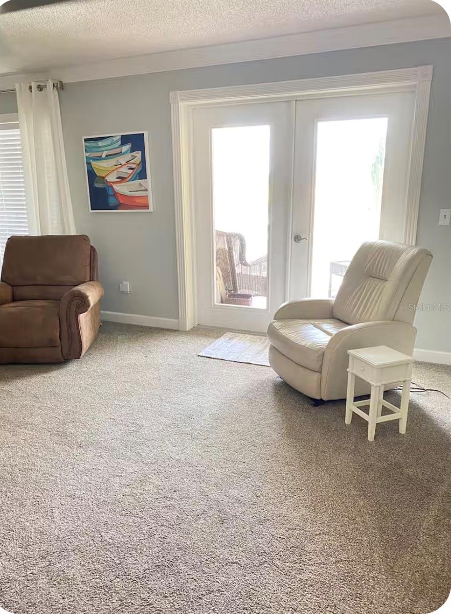 OLD ISLAND INN CONDO - Residential Lease