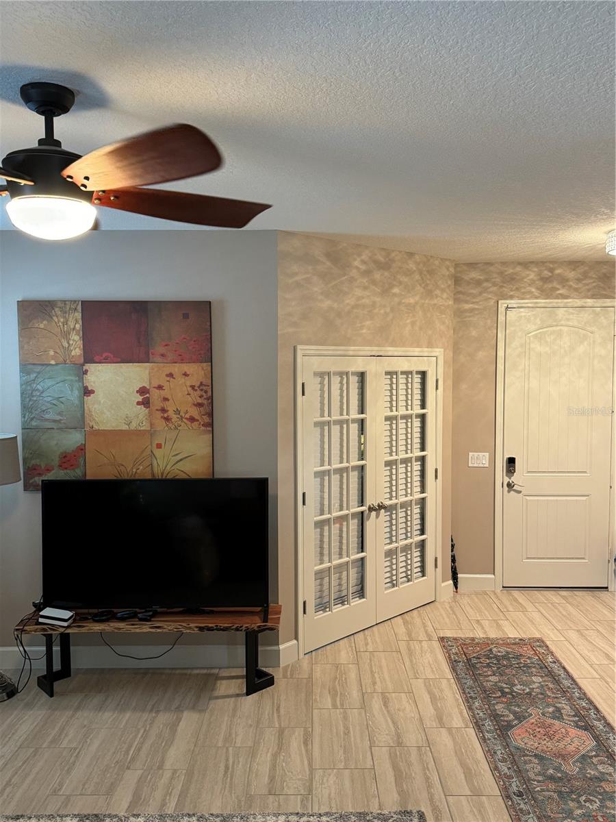 ORCHARD PK/STILLWATER XING PH - Residential