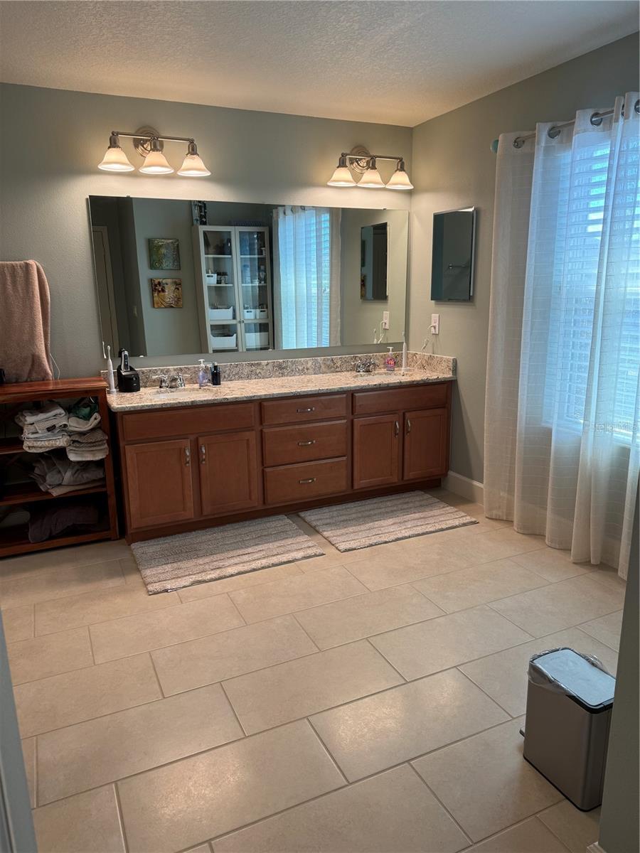 ORCHARD PK/STILLWATER XING PH - Residential