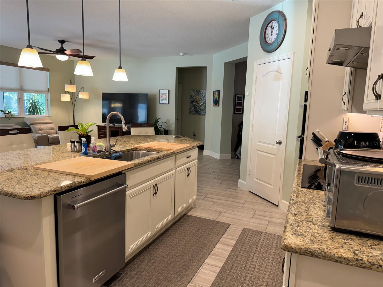 ORCHARD PK/STILLWATER XING PH - Residential