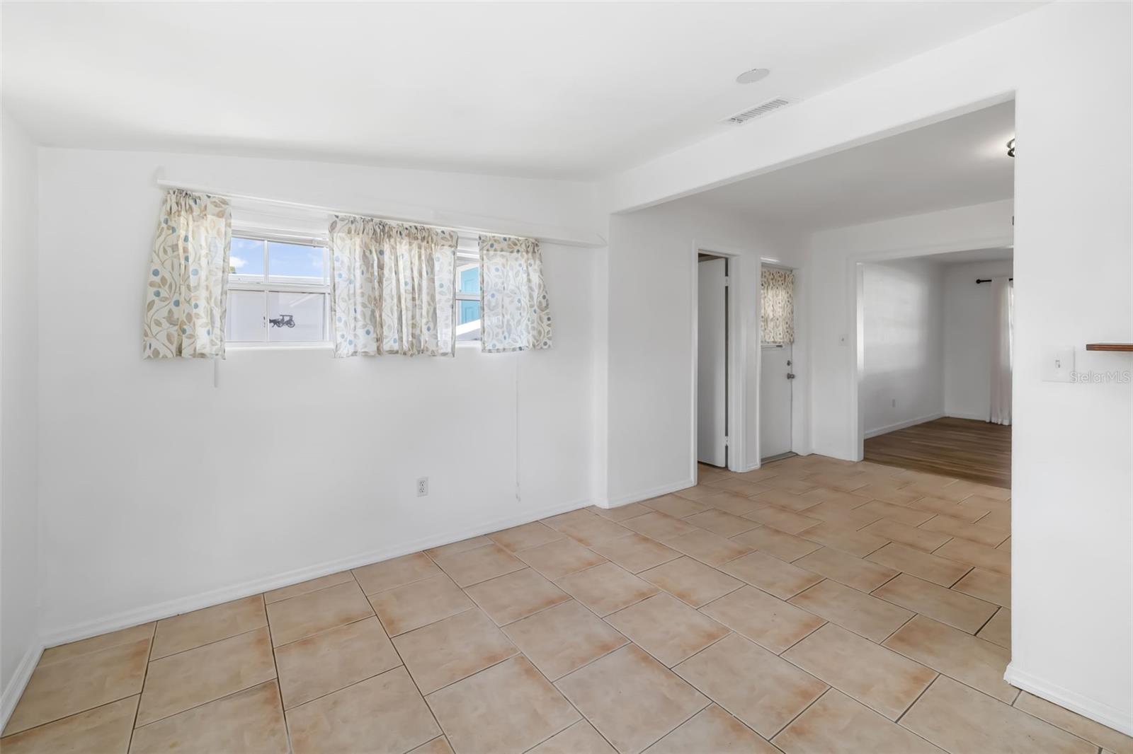 PHILLIPPI PARK - Residential