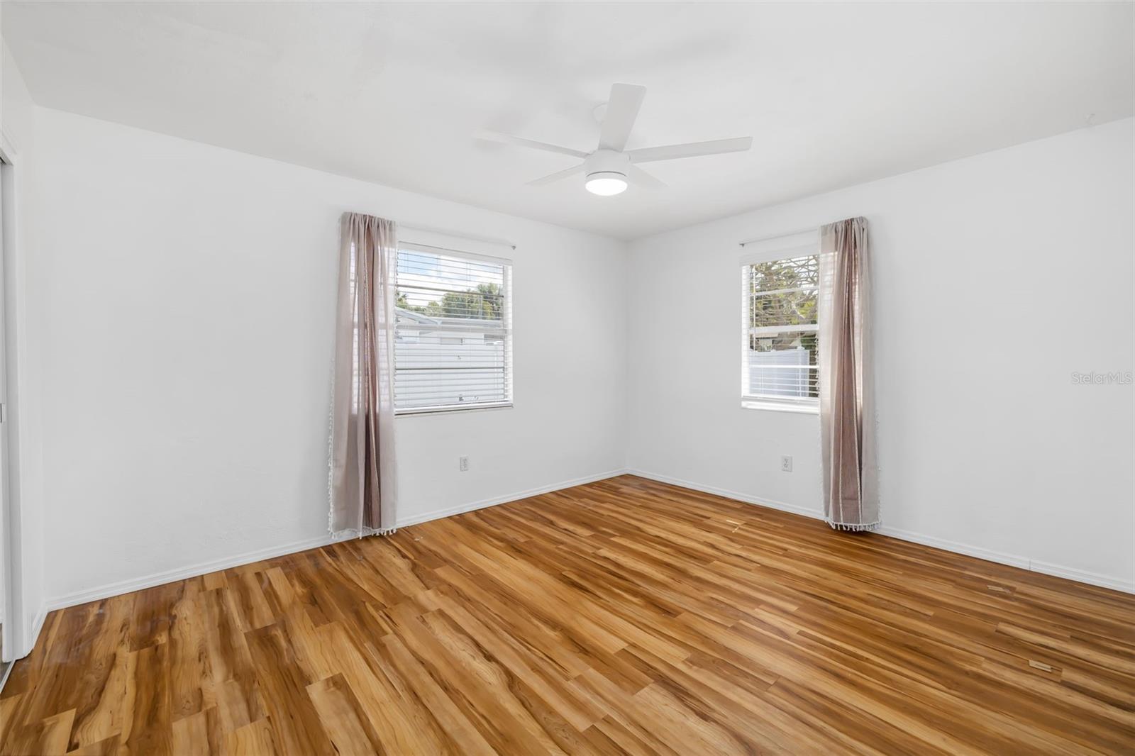 PHILLIPPI PARK - Residential