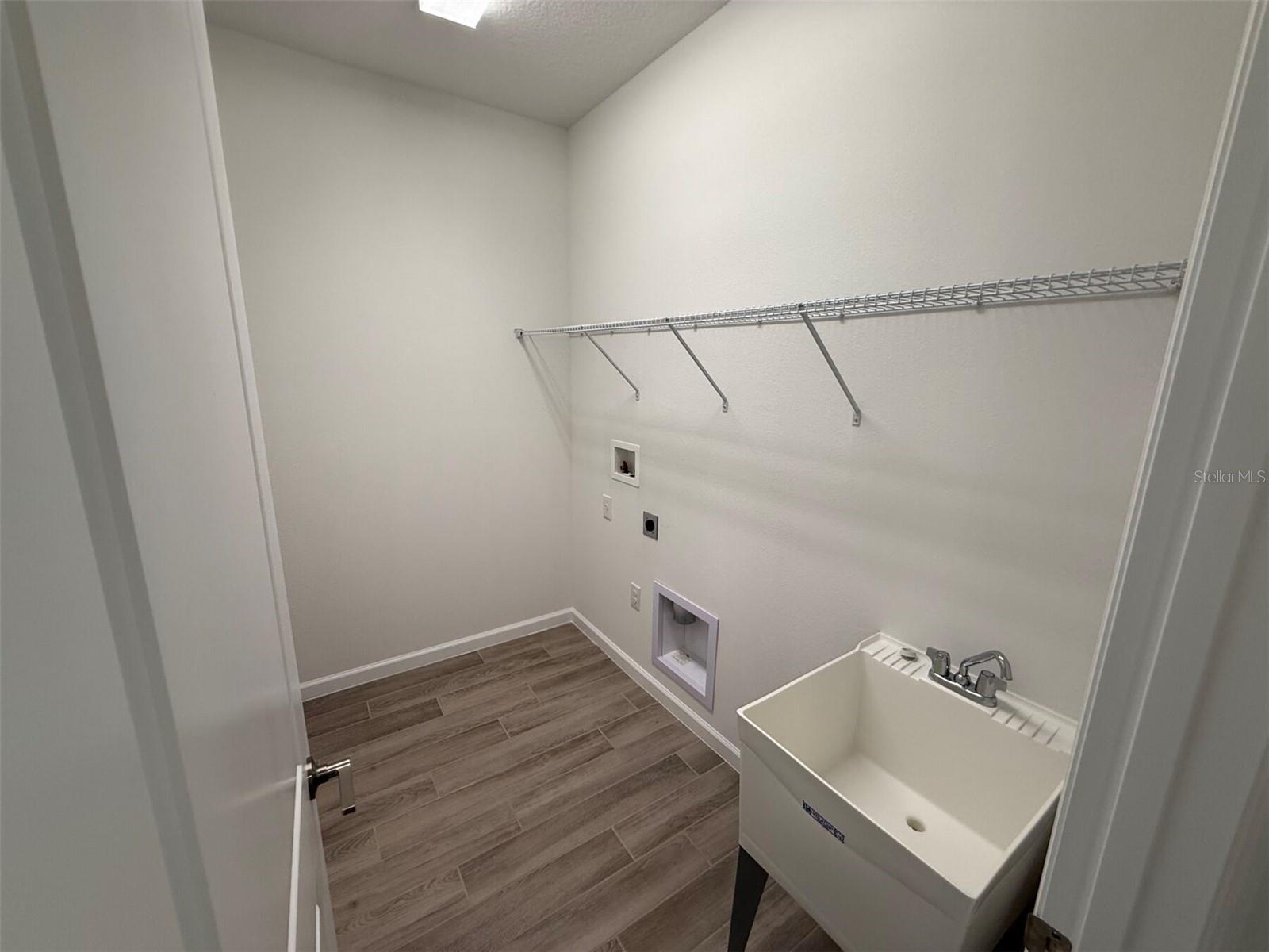 EMERSON POINTE - Residential