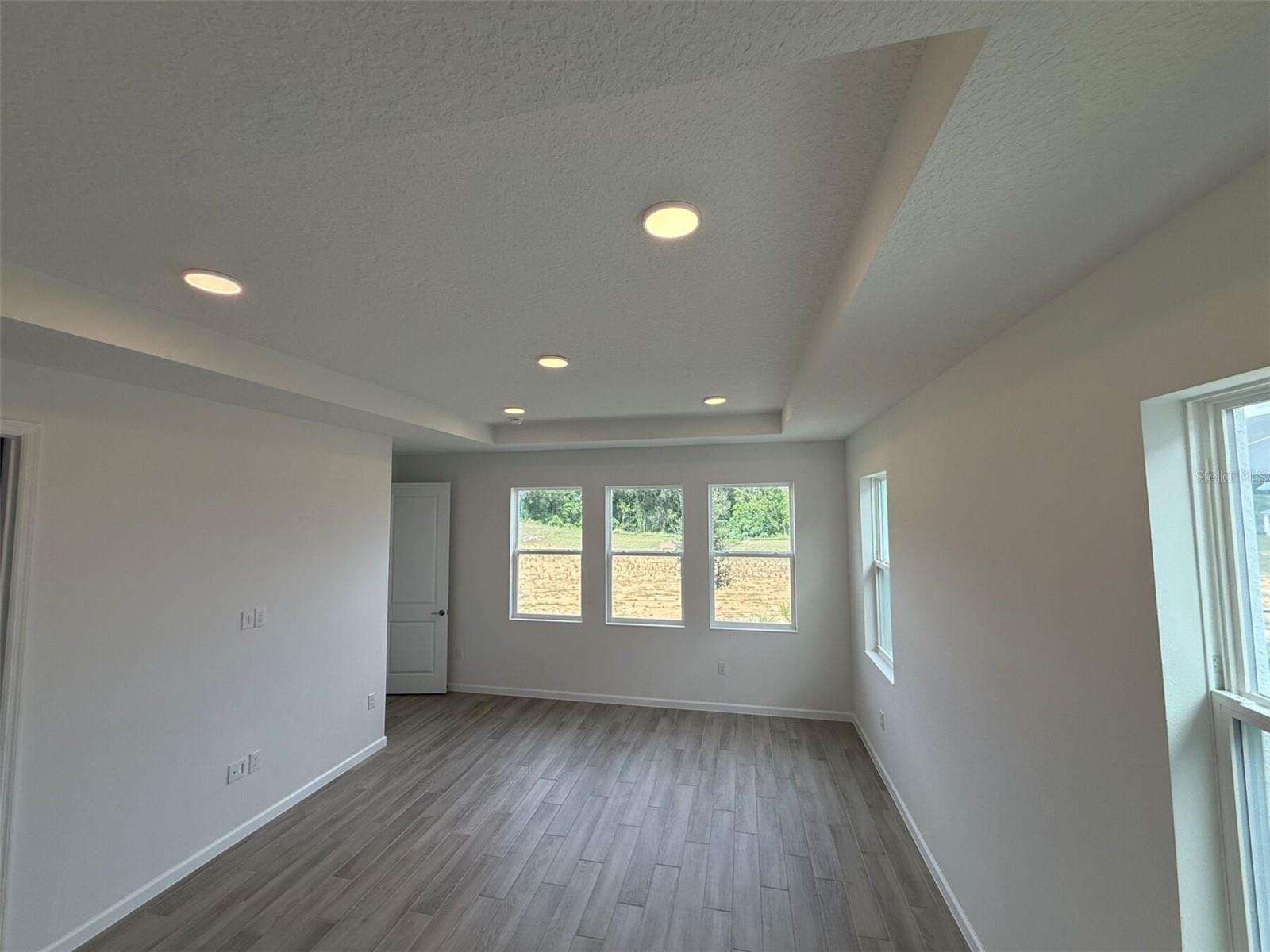 EMERSON POINTE - Residential