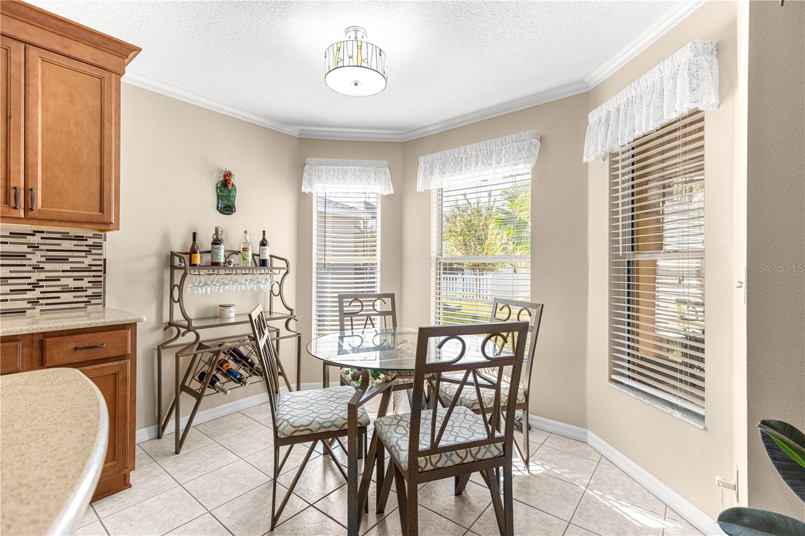 ON TOP OF THE WORLD - Residential