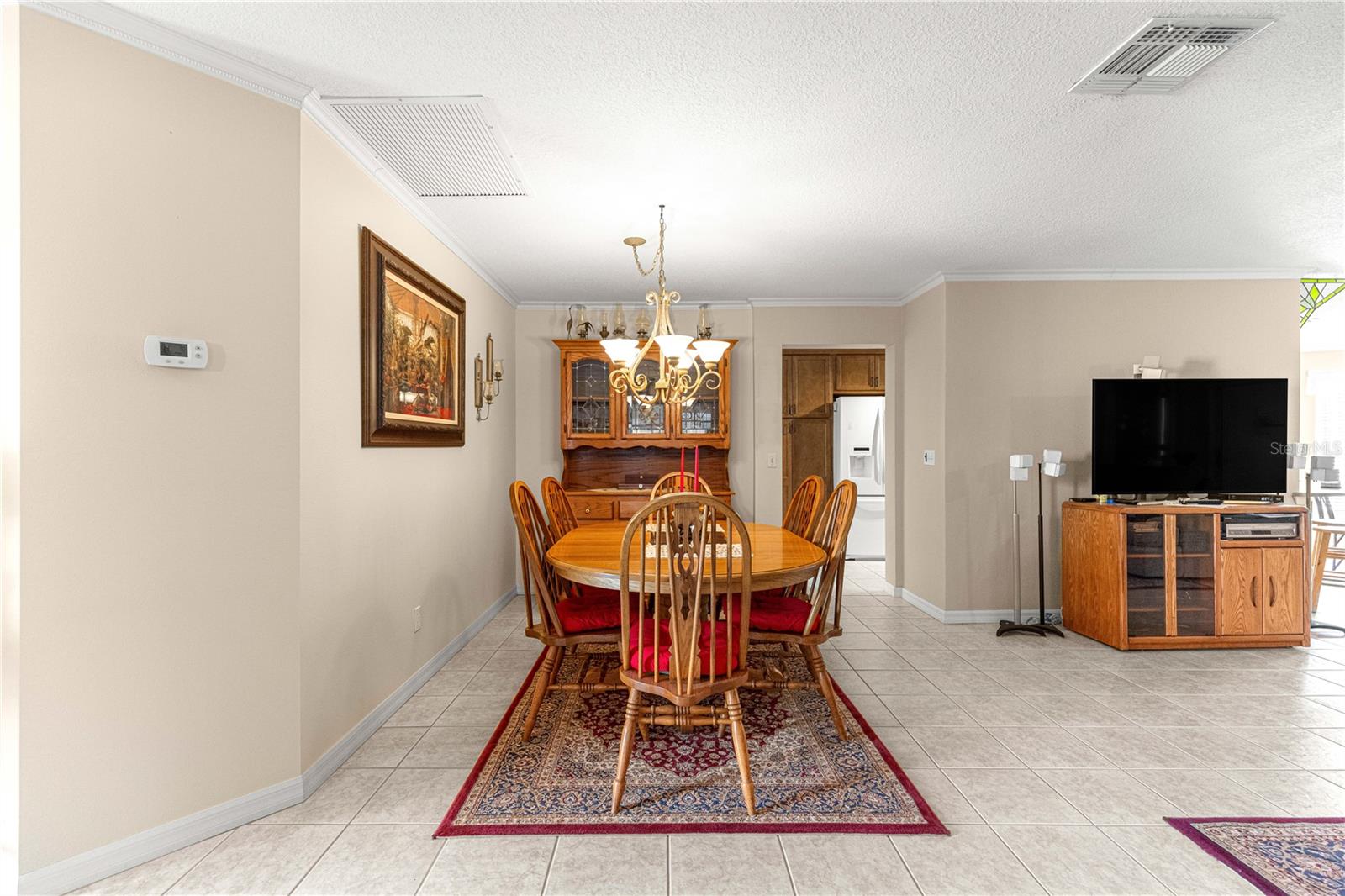 ON TOP OF THE WORLD - Residential