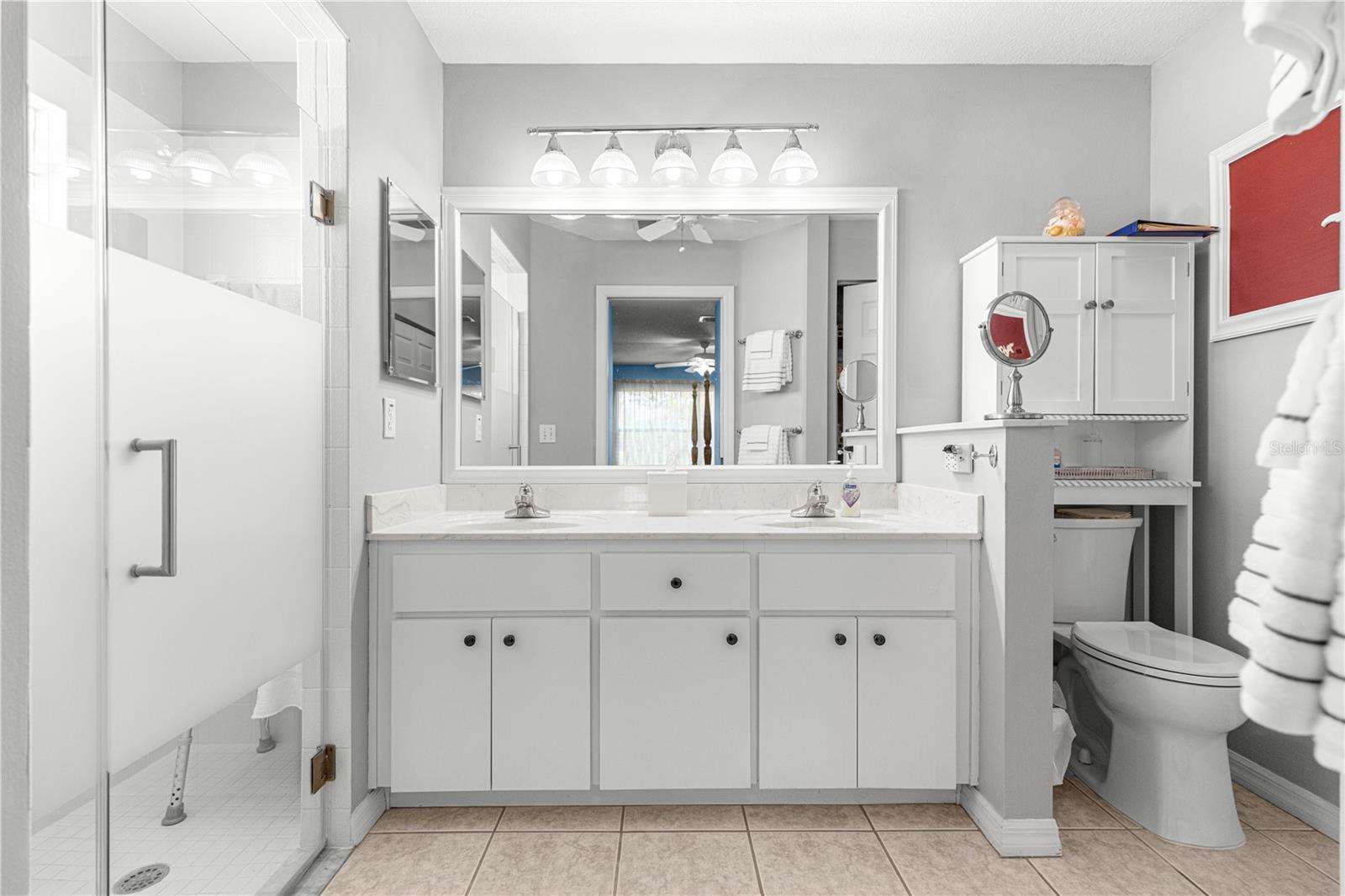 ON TOP OF THE WORLD - Residential