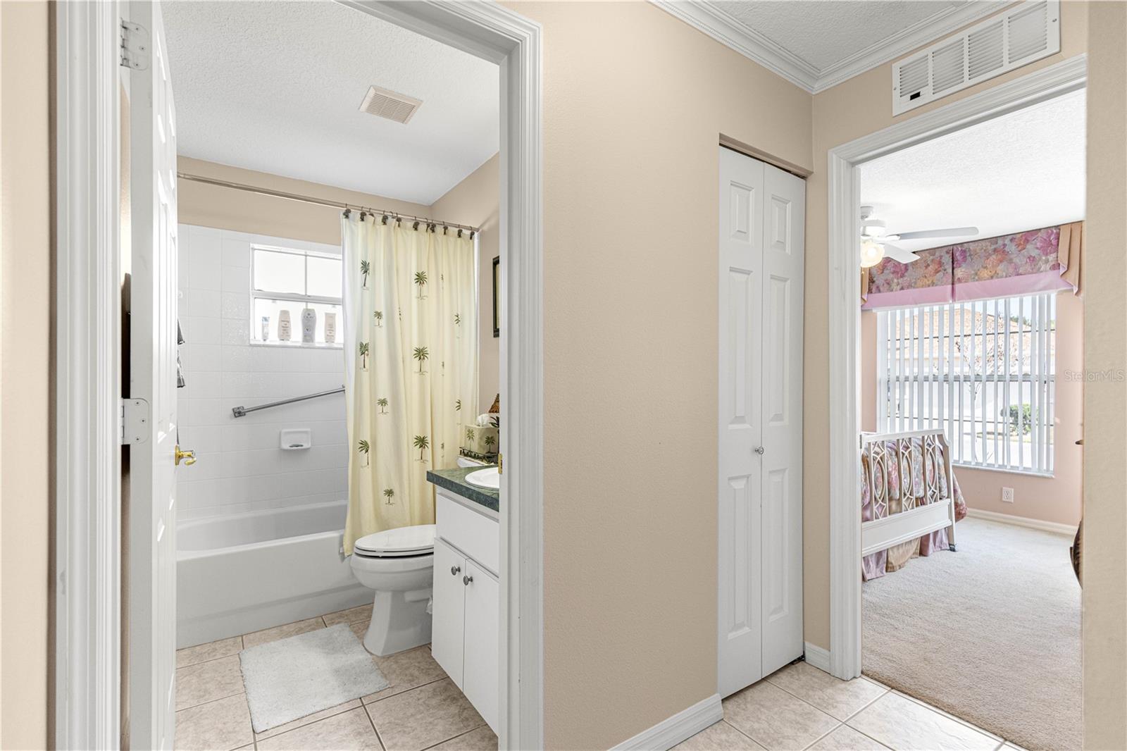 ON TOP OF THE WORLD - Residential