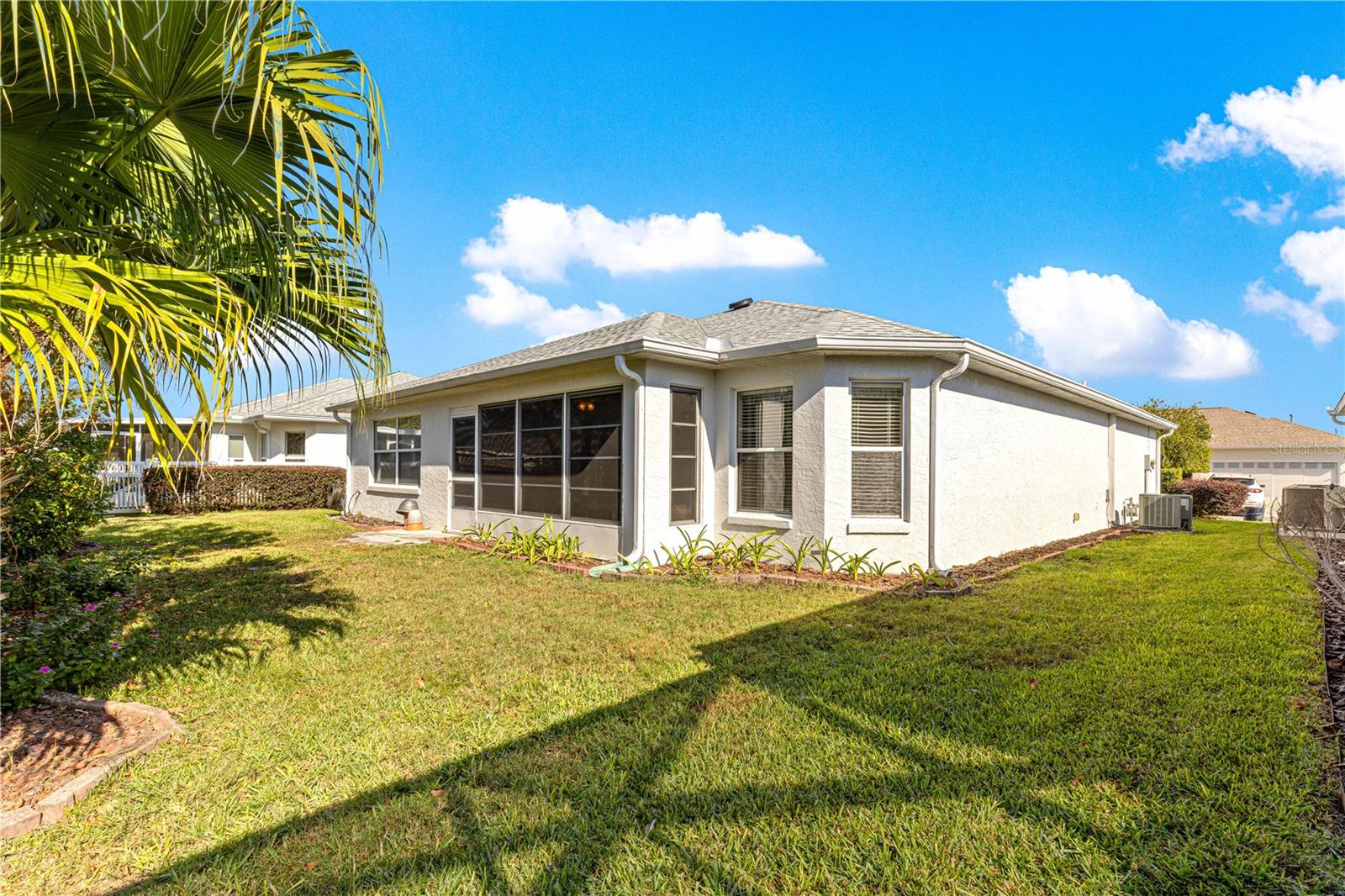 ON TOP OF THE WORLD - Residential