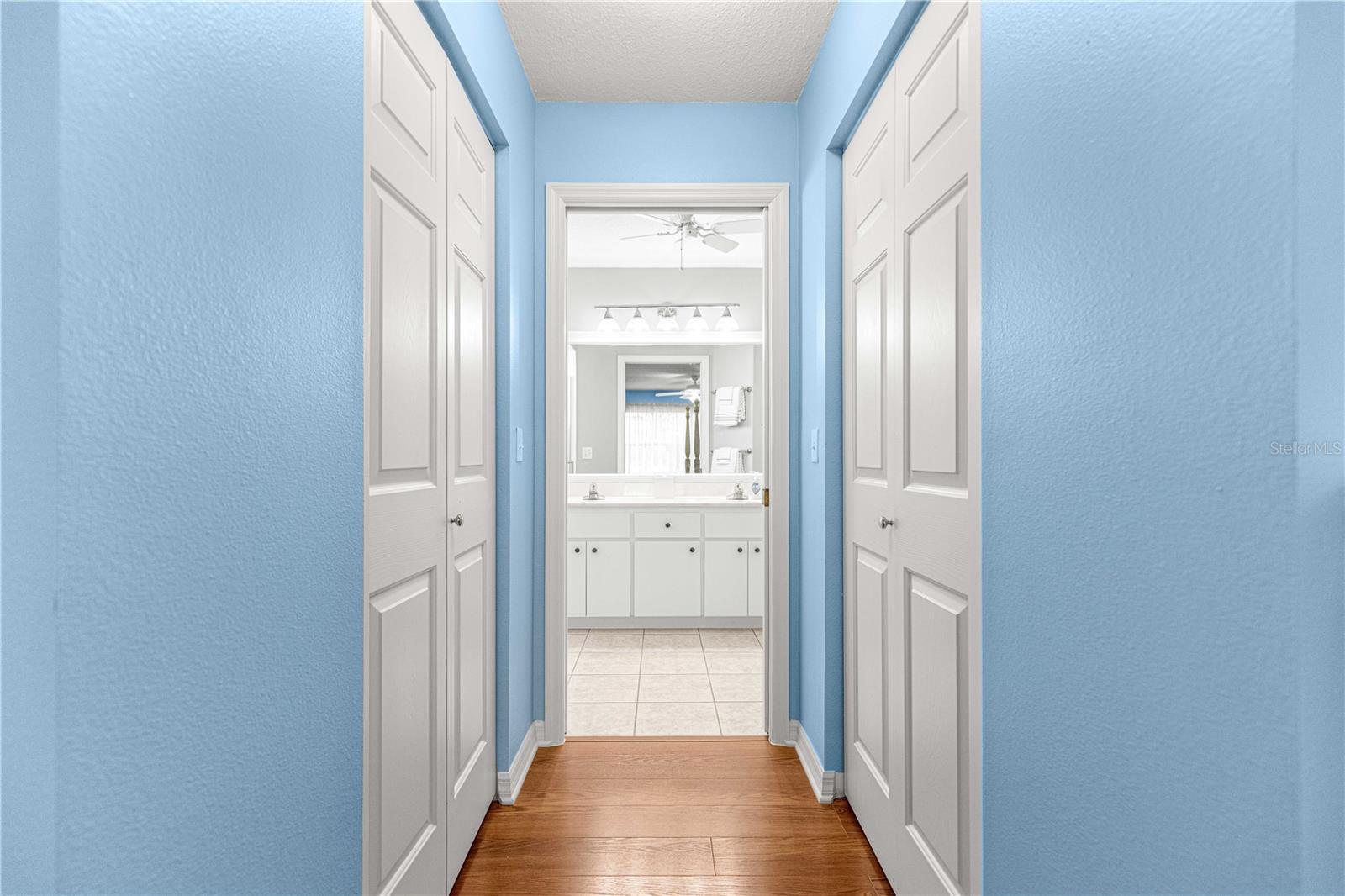 ON TOP OF THE WORLD - Residential