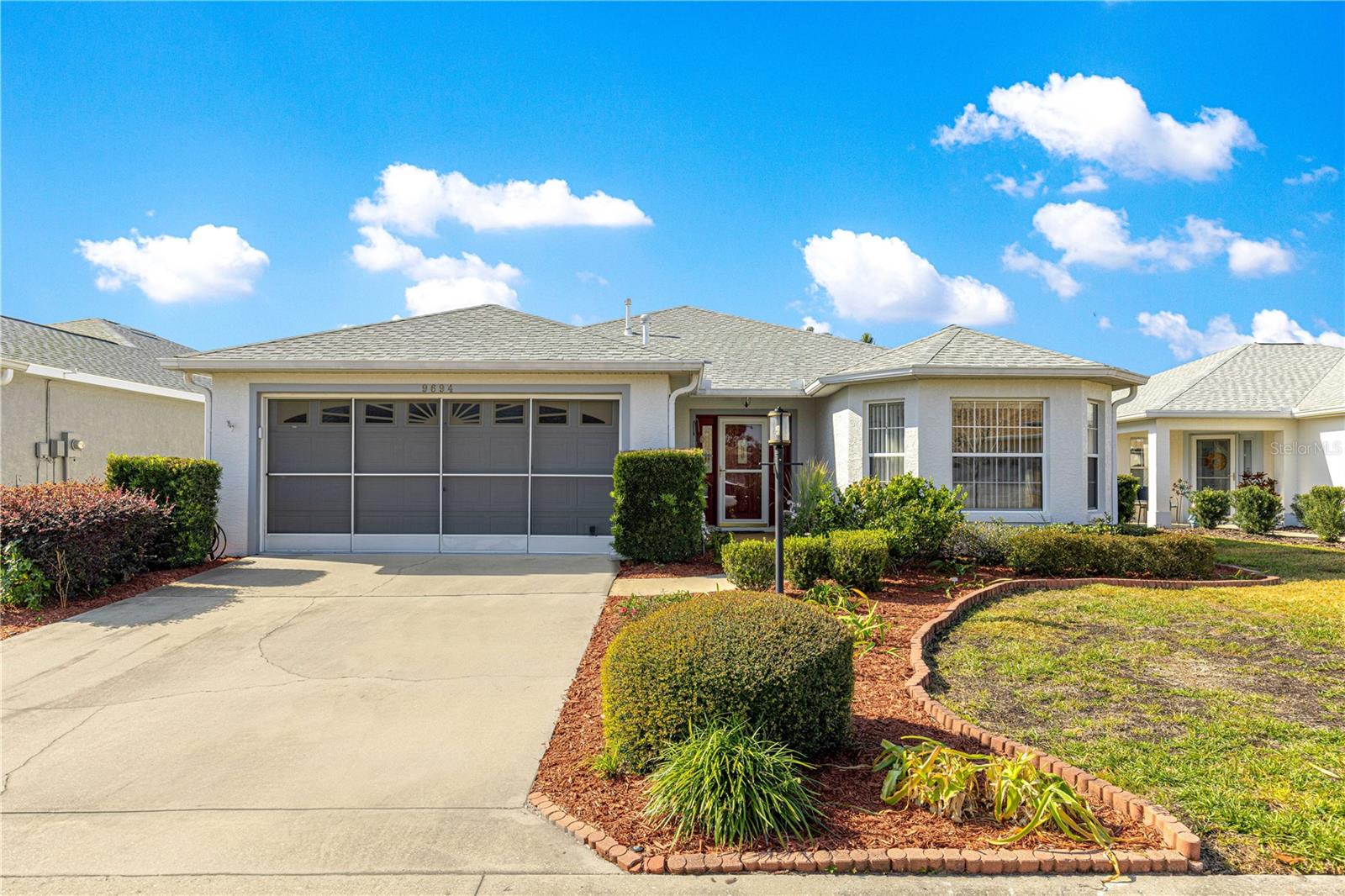 ON TOP OF THE WORLD - Residential