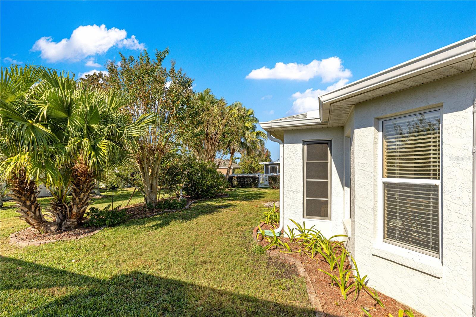 ON TOP OF THE WORLD - Residential