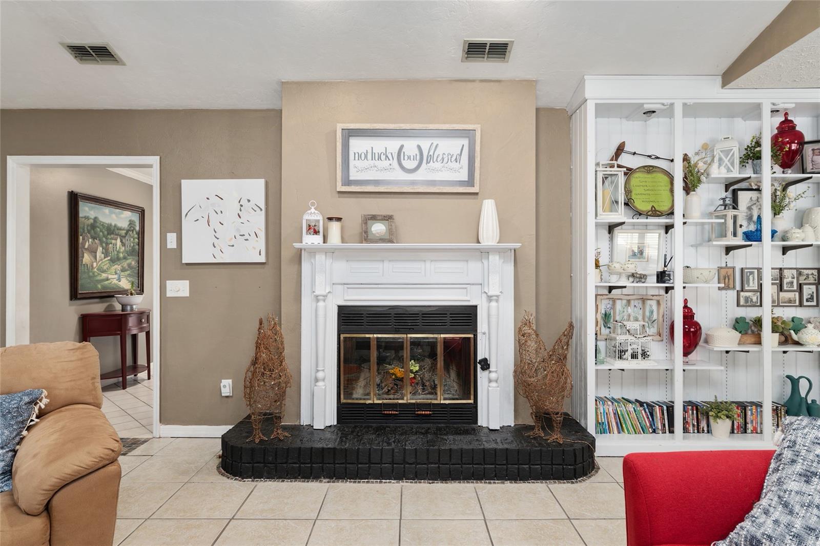 SHAKER TREE - Residential