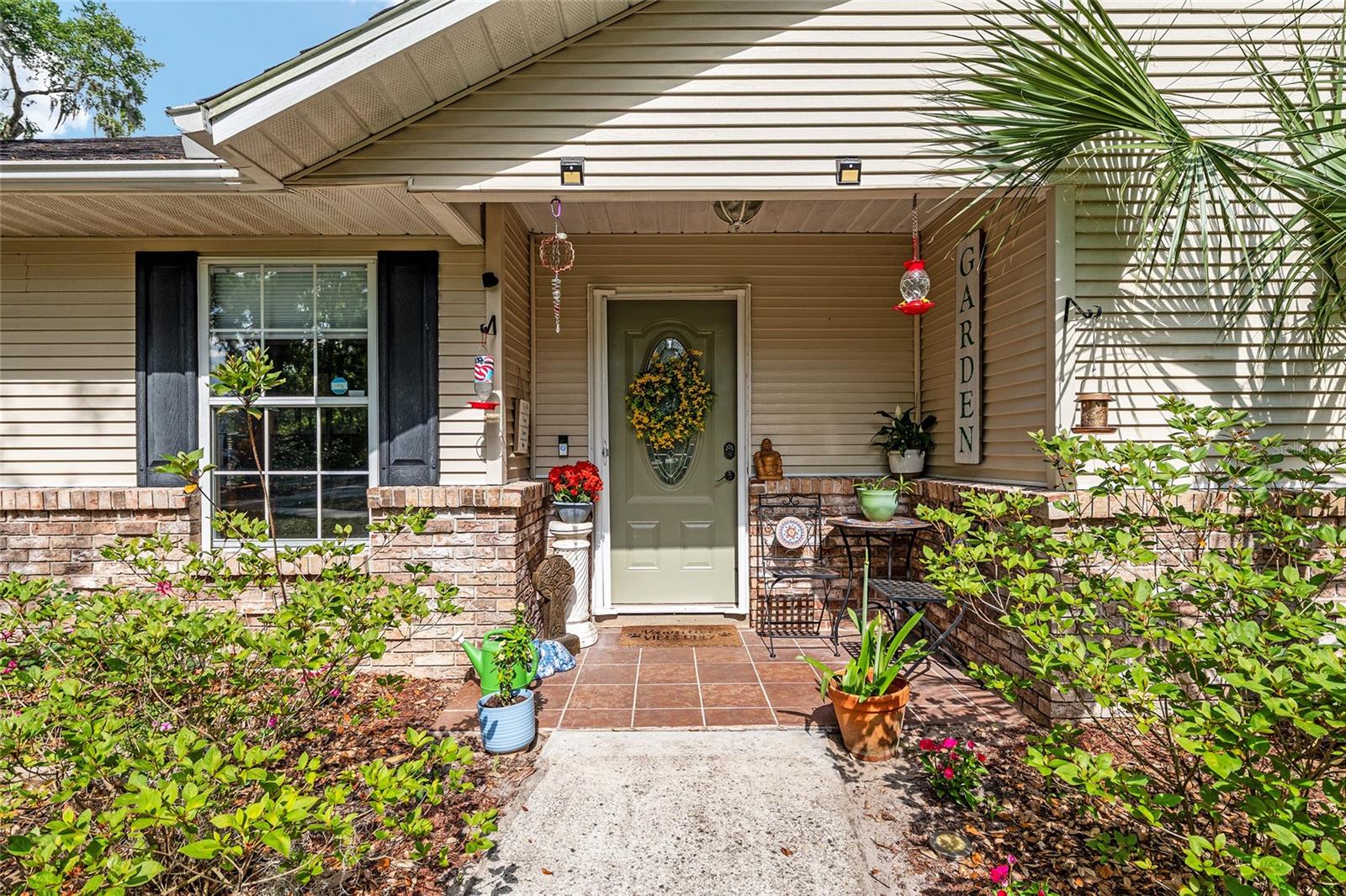 SHAKER TREE - Residential